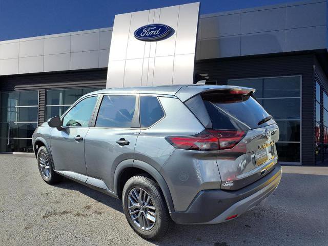 Used 2023 Nissan Rogue S image 3
