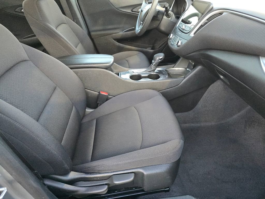 Used 2023 Chevrolet Malibu LT image 22