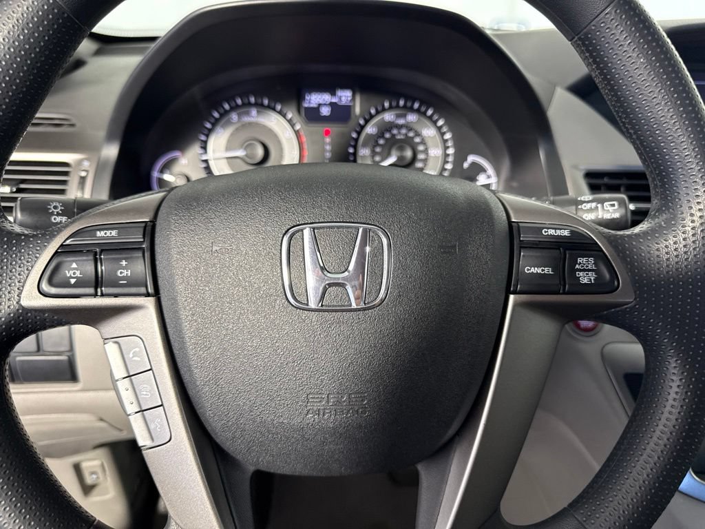 Used 2016 Honda Odyssey SE image 16