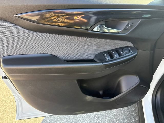 Used 2024 Chevrolet TrailBlazer LT w/ LT Cold Weather Package AWD/4WD image 17