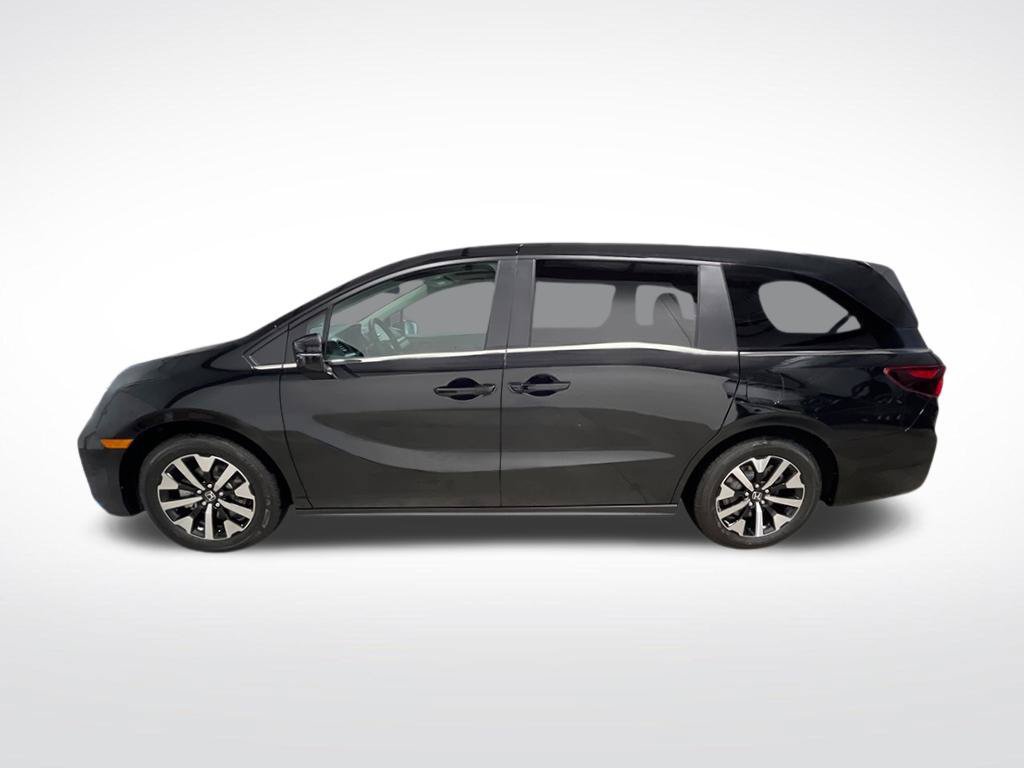 Certified 2026 Honda Odyssey EX-L image 2
