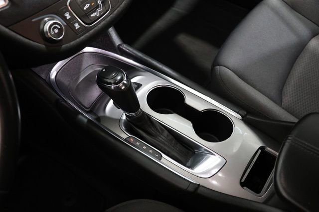 Used 2016 Chevrolet Malibu LT FWD image 28