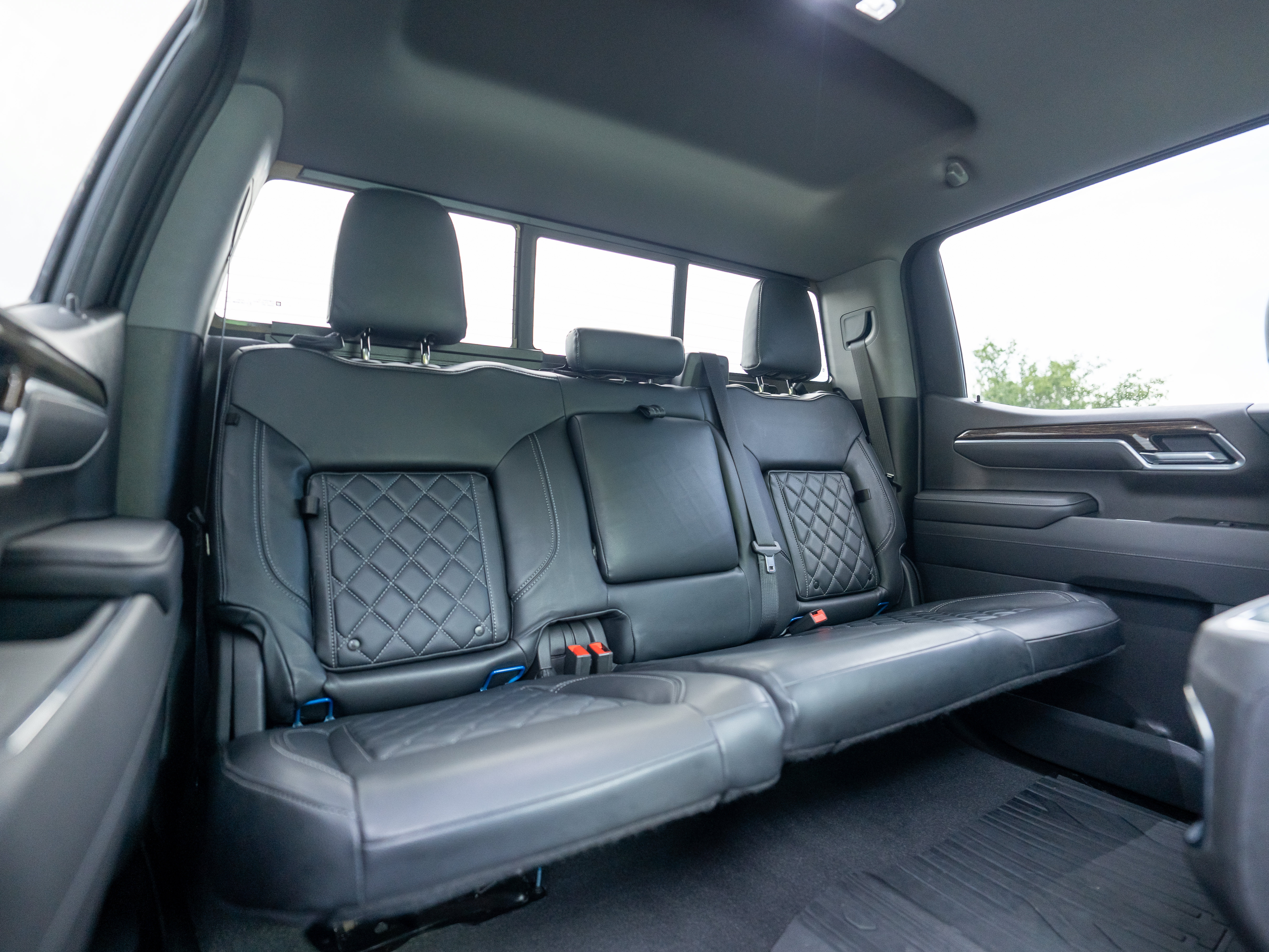 Used 2022 GMC Sierra 1500 Elevation w/ Preferred Package AWD/4WD image 16