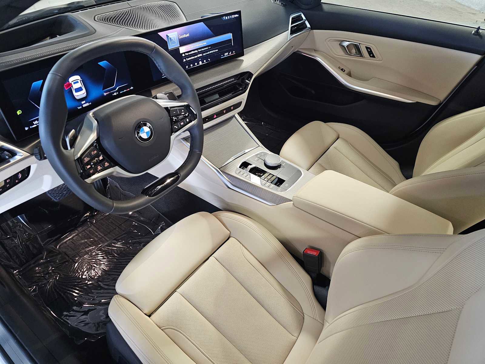 Used 2025 BMW 330i xDrive 330i xDrive w/ Premium Package image 2