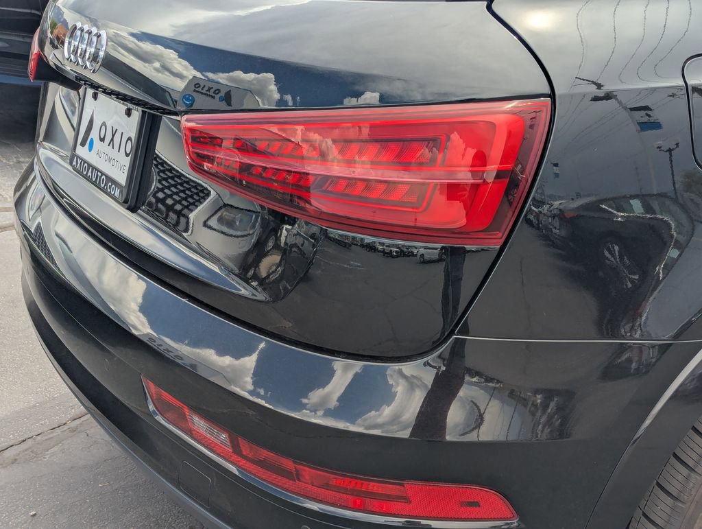 Used 2018 Audi Q3 2.0T Premium Plus w/ Premium Plus Package AWD/4WD image 5