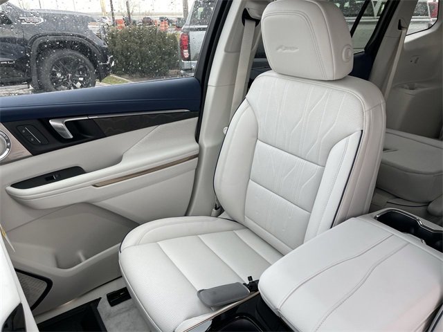 New 2026 Buick Enclave Avenir w/ Super Cruise Package image 26