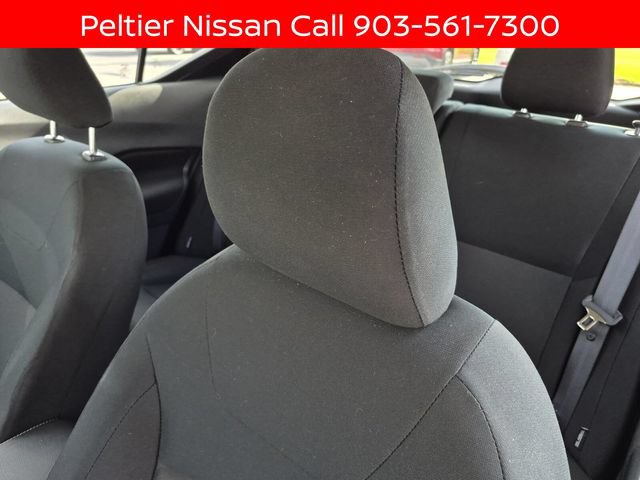 Certified 2025 Nissan Kicks Play S FWD image 18