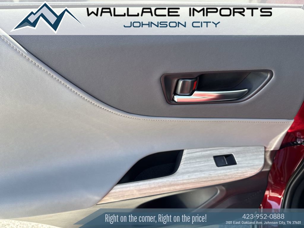 Used 2024 Toyota Venza Limited AWD/4WD image 40