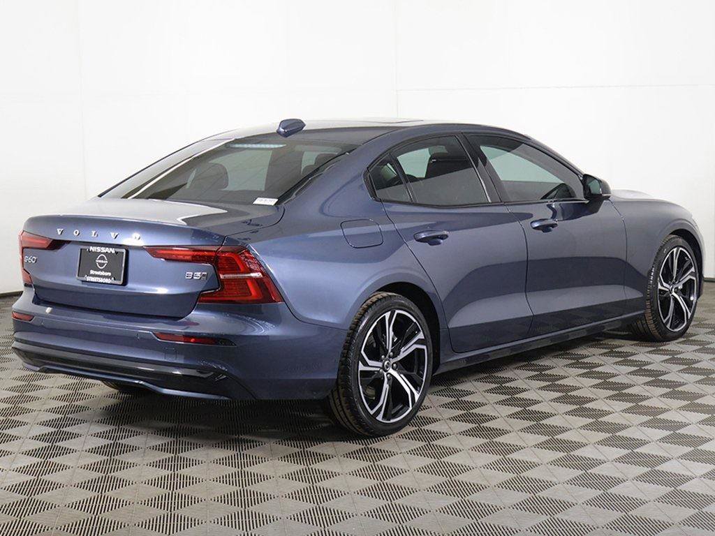 Used 2024 Volvo S60 B5 Core image 11