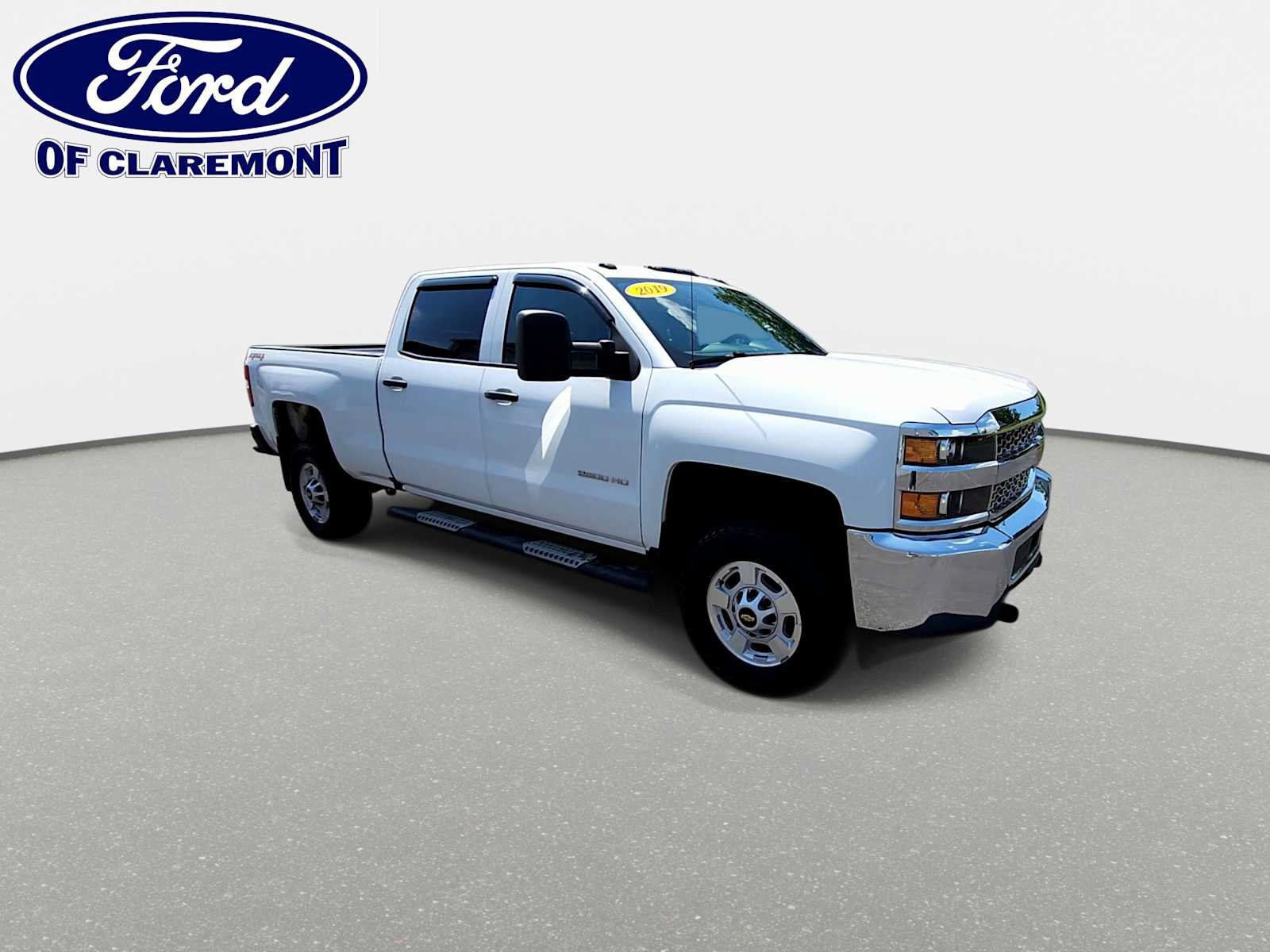Used 2019 Chevrolet Silverado 2500 W/T w/ Snow Plow Prep Package AWD/4WD image 2