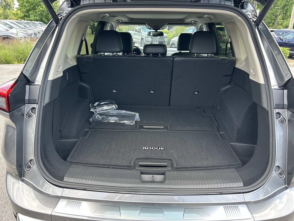 New 2026 Nissan Rogue Platinum w/ Platinum Premium Package AWD/4WD image 13