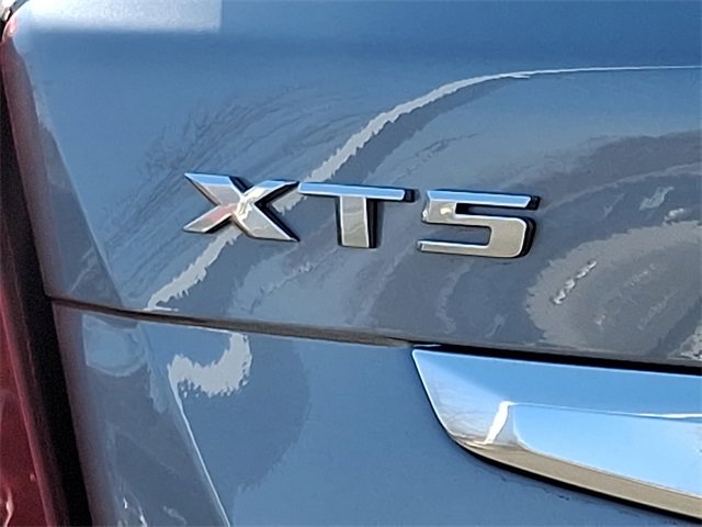 Used 2025 Cadillac XT5 Premium Luxury image 36