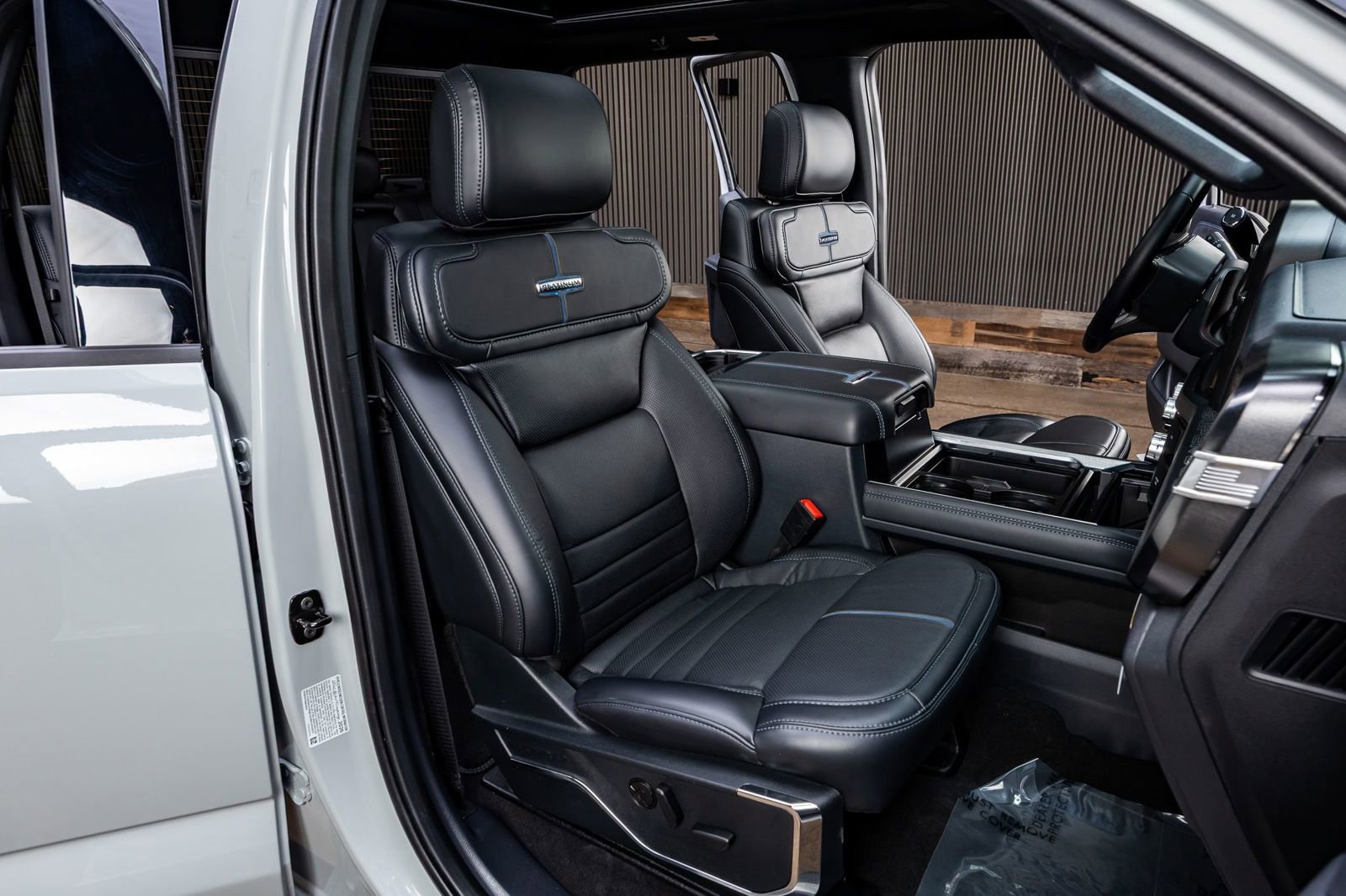 Used 2026 Ford F250 Platinum image 31