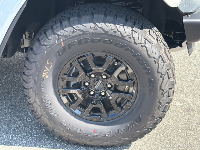 New 2026 Ford Bronco Raptor w/ Interior Carbon Fiber Pack AWD/4WD image 15