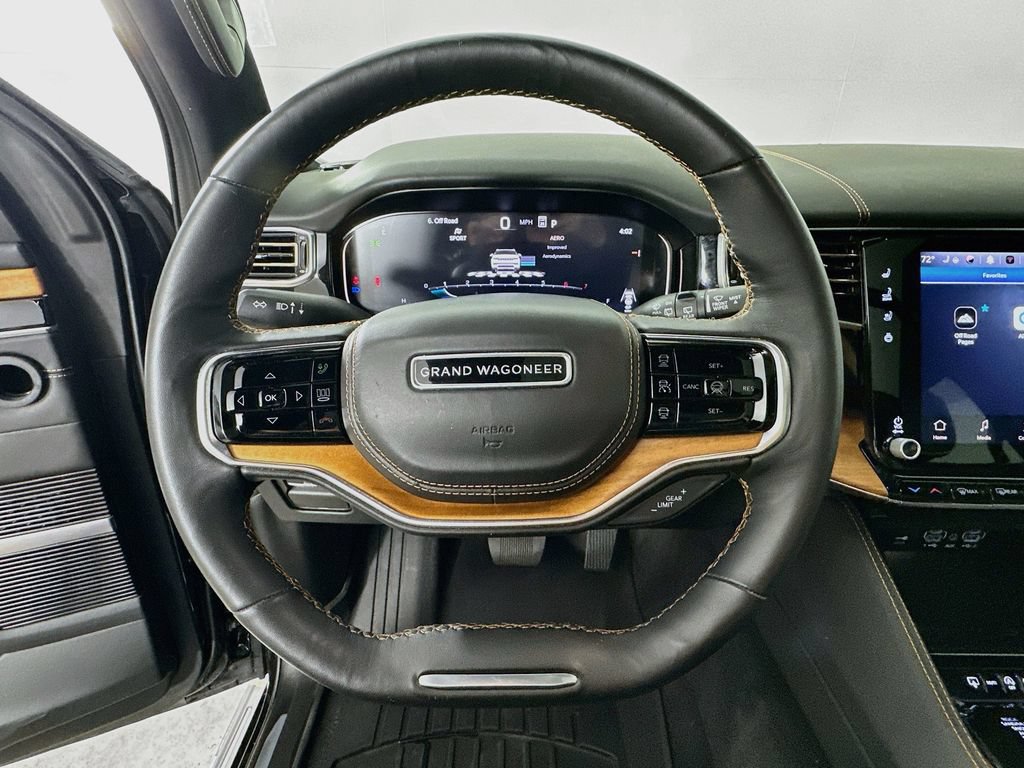 Used 2024 Jeep Grand Wagoneer L Series III AWD/4WD image 11