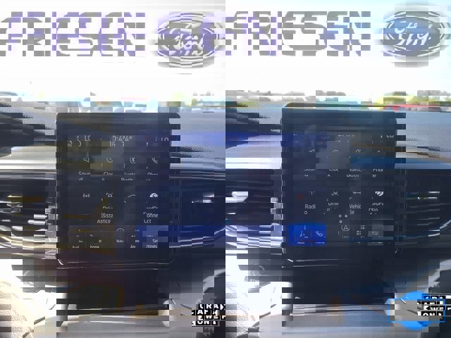 Used 2022 Ford Explorer XLT w/ Equipment Group 202A image 20