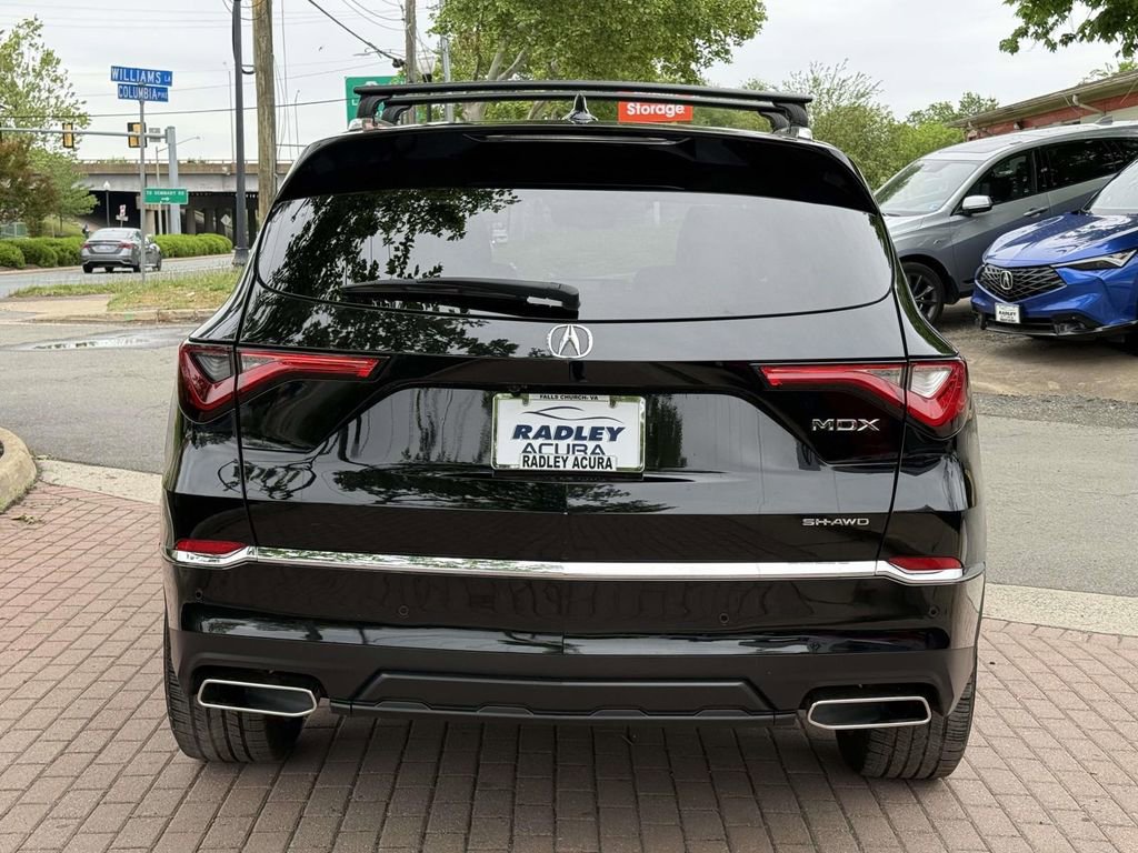 Used 2022 Acura MDX SH-AWD w/ Advance Package image 5