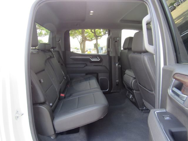 Used 2025 GMC Sierra 1500 SLT image 22