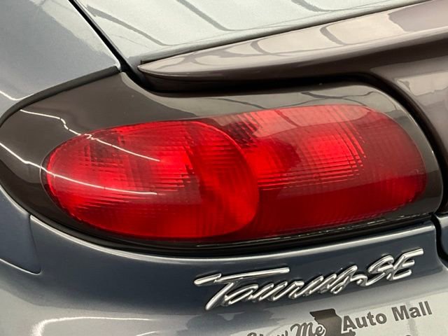 Used 1999 Ford Taurus SE image 22