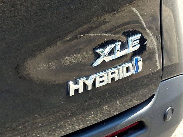 Certified 2021 Toyota Sienna XLE AWD/4WD image 30