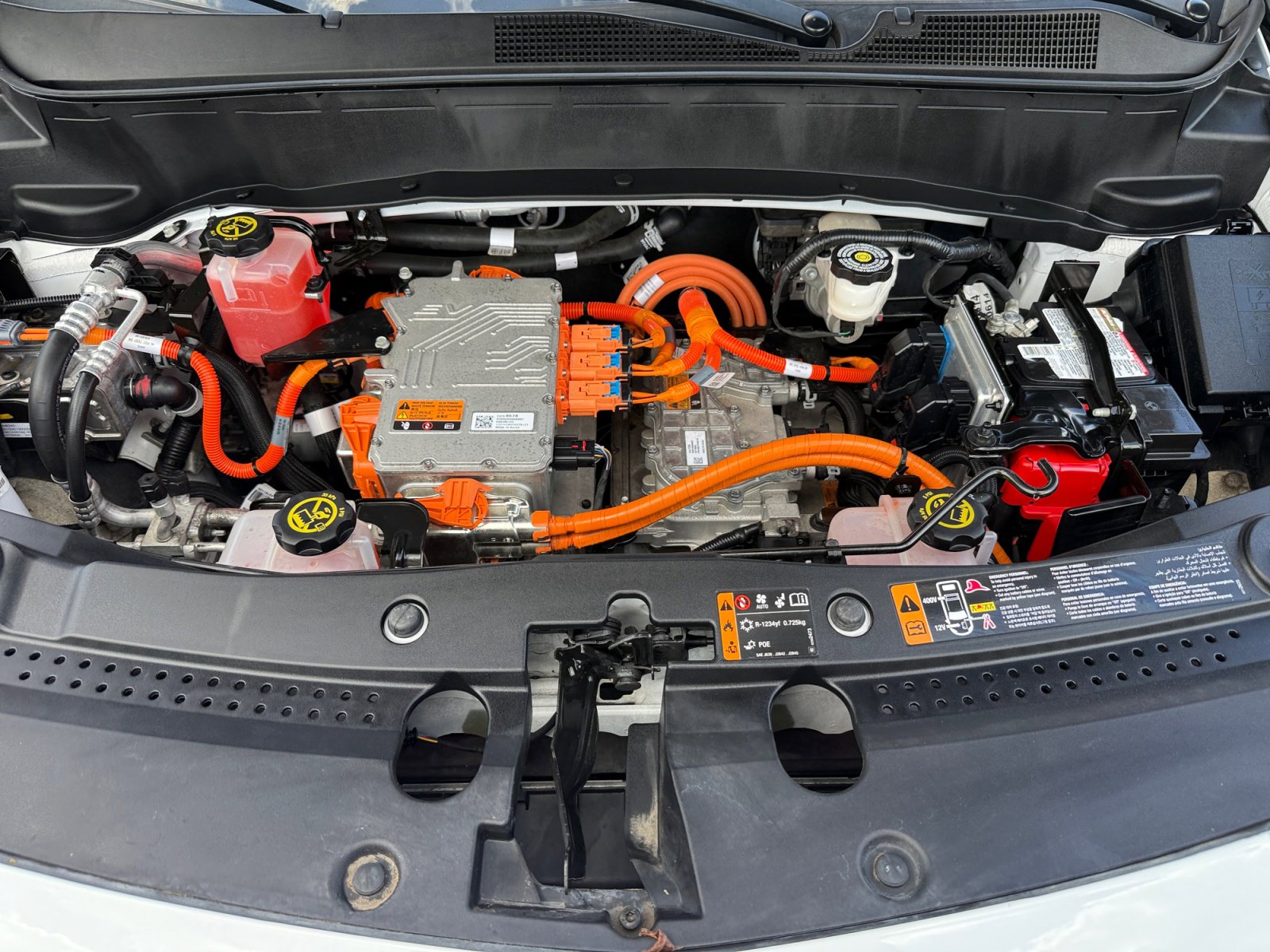 Used 2022 Chevrolet Bolt EUV LT w/ Convenience Package FWD image 20