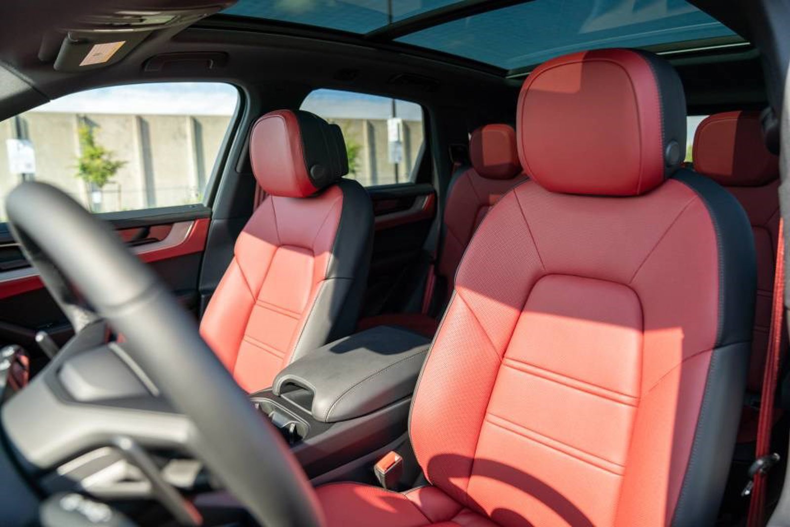 New 2026 Porsche Cayenne E-Hybrid AWD/4WD image 5