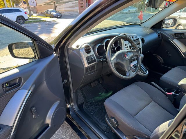 Used 2003 Pontiac Vibe image 8