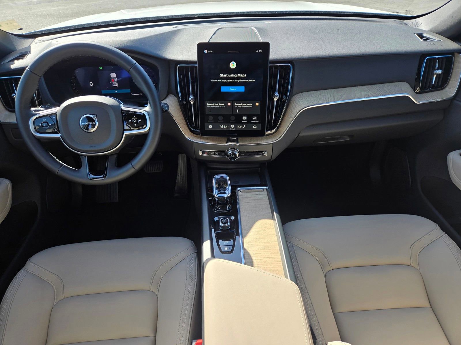 Used 2026 Volvo XC60 B5 Plus w/ Protection Package Premier AWD/4WD image 17