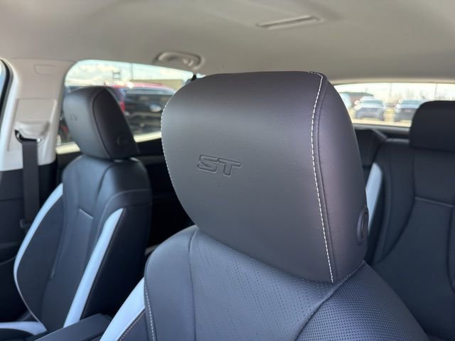 New 2026 Buick Envision Sport Touring image 23