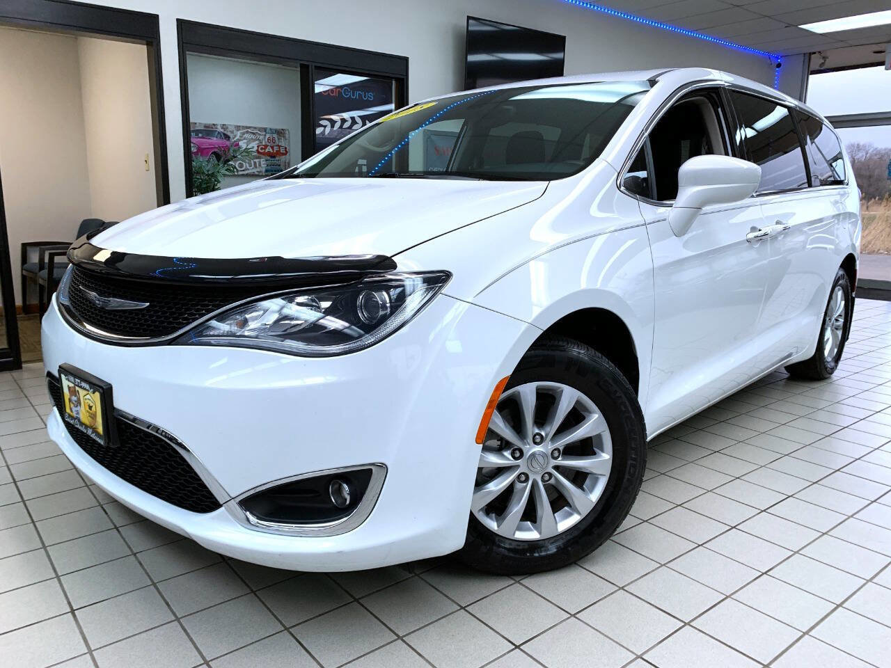 Used 2018 Chrysler Pacifica Touring Plus