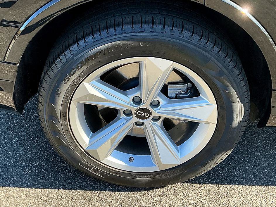 Used 2024 Audi Q7 2.0T Premium Plus image 9