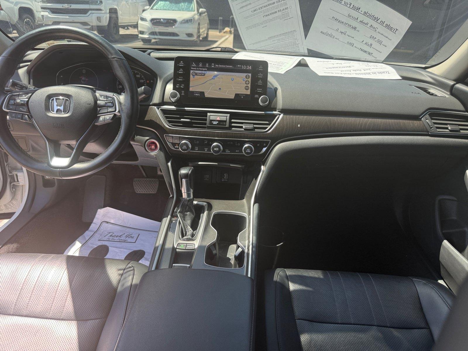 Used 2018 Honda Accord Touring image 18