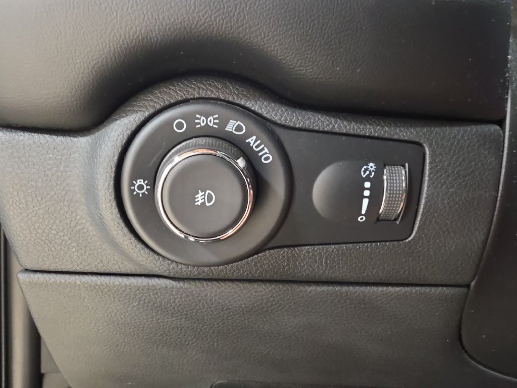 Used 2022 Dodge Durango GT AWD/4WD image 25