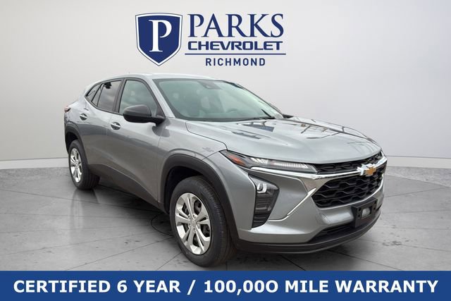 Certified 2024 Chevrolet Trax LS w/ Driver Confidence Package image 1