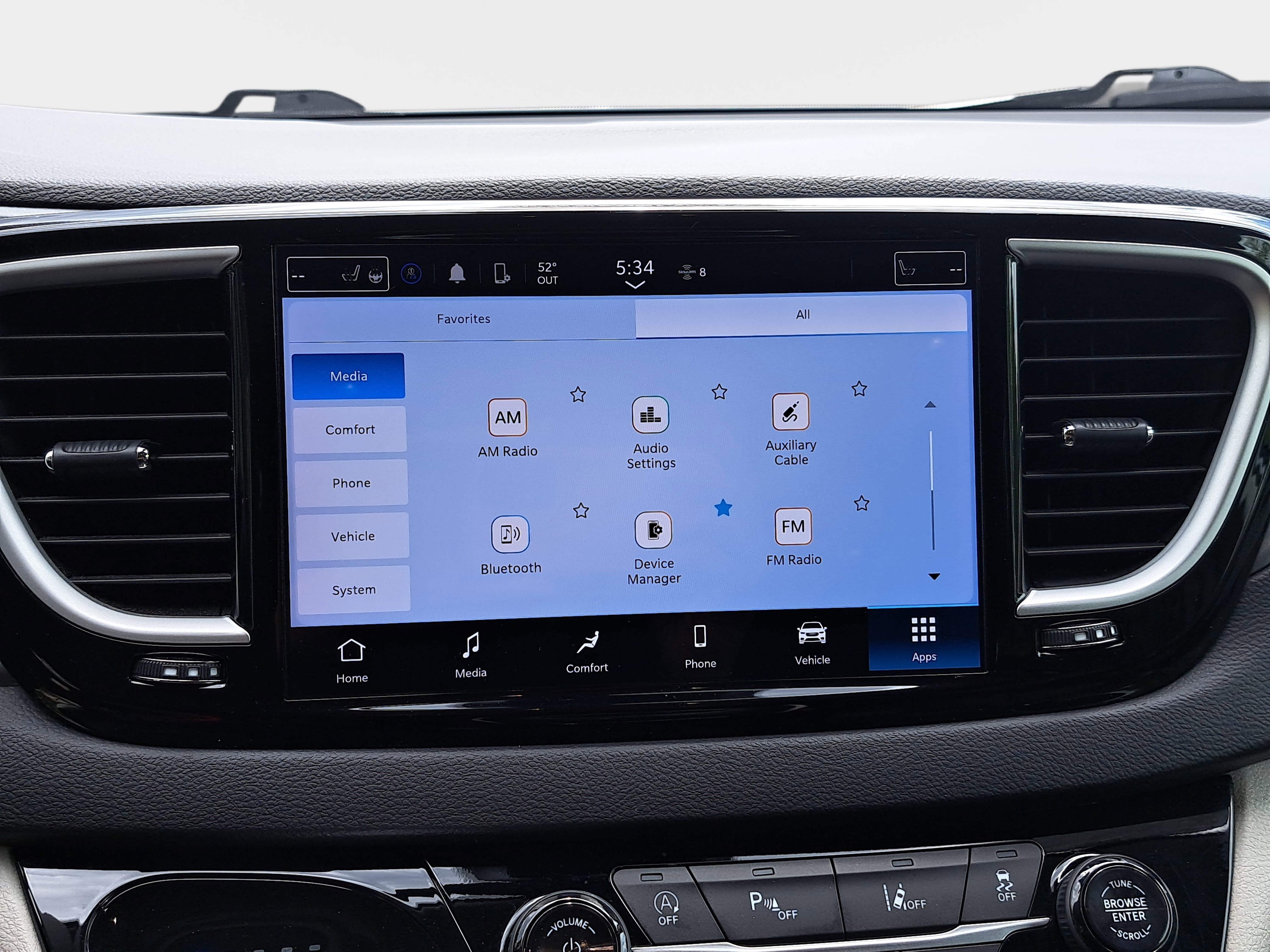 Used 2024 Chrysler Pacifica Touring-L FWD image 22