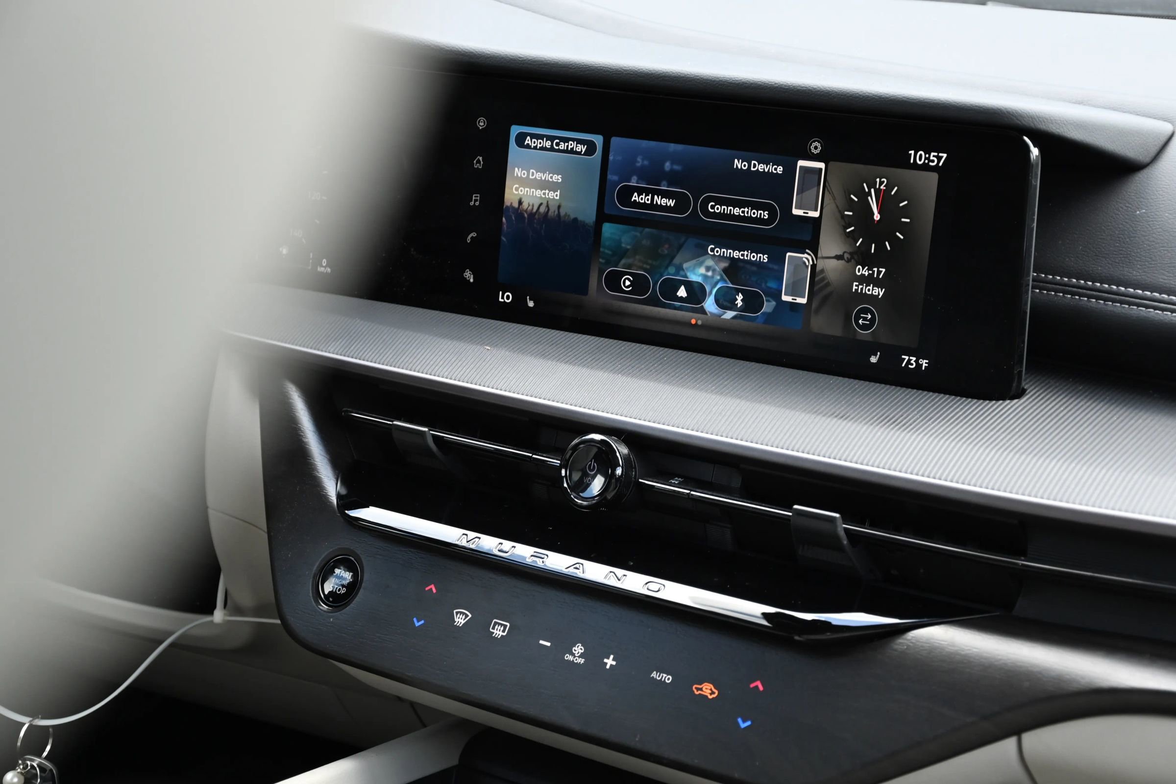 Used 2025 Nissan Murano SV FWD image 14