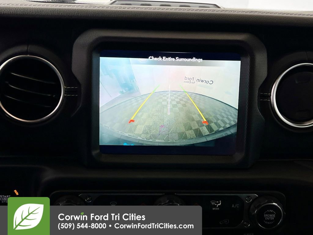 Used 2022 Jeep Wrangler Unlimited Sahara image 19