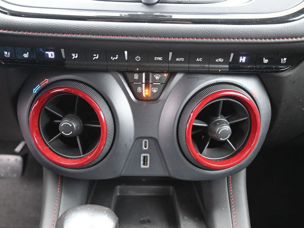 Used 2020 Chevrolet Blazer RS AWD/4WD image 27