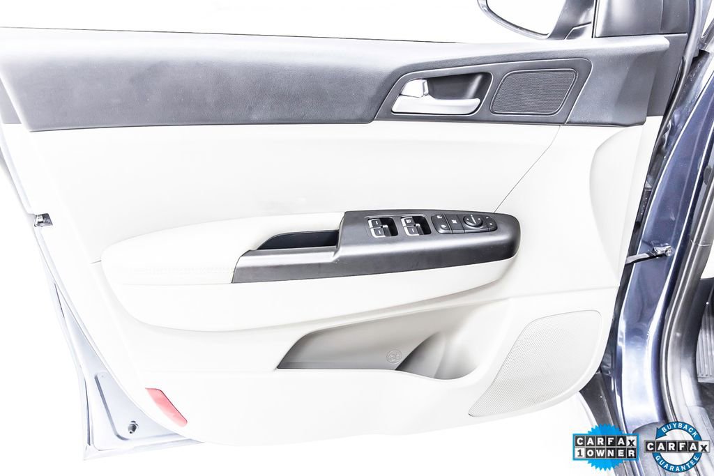 Used 2022 Kia Sportage LX image 24