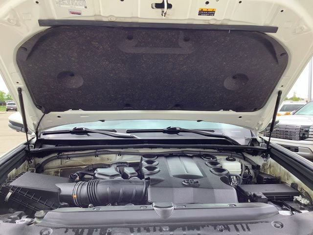 Used 2023 Toyota 4Runner Limited AWD/4WD image 10