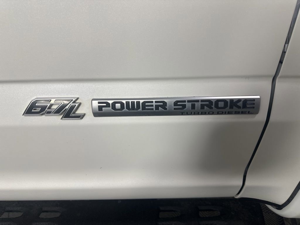 Used 2022 Ford F250 Lariat w/ Tremor Off-Road Package image 10