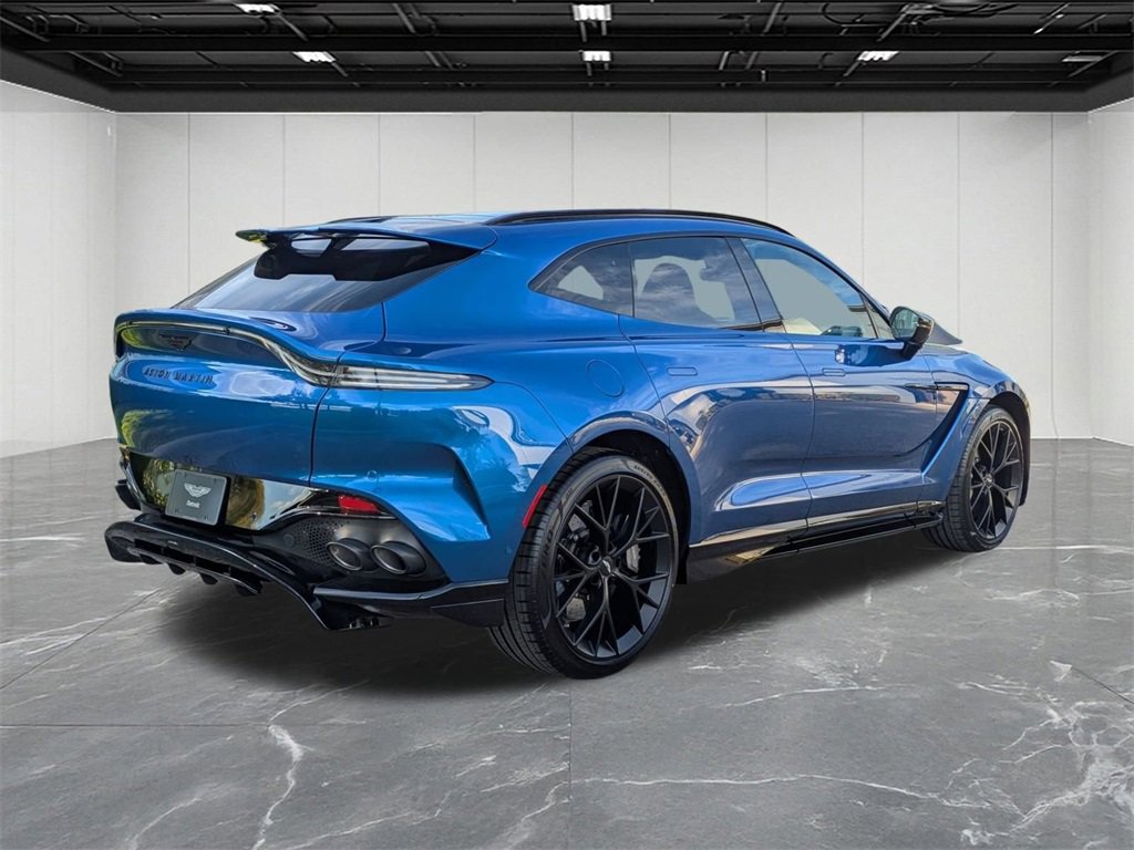 New 2025 Aston Martin DBX 707 image 9