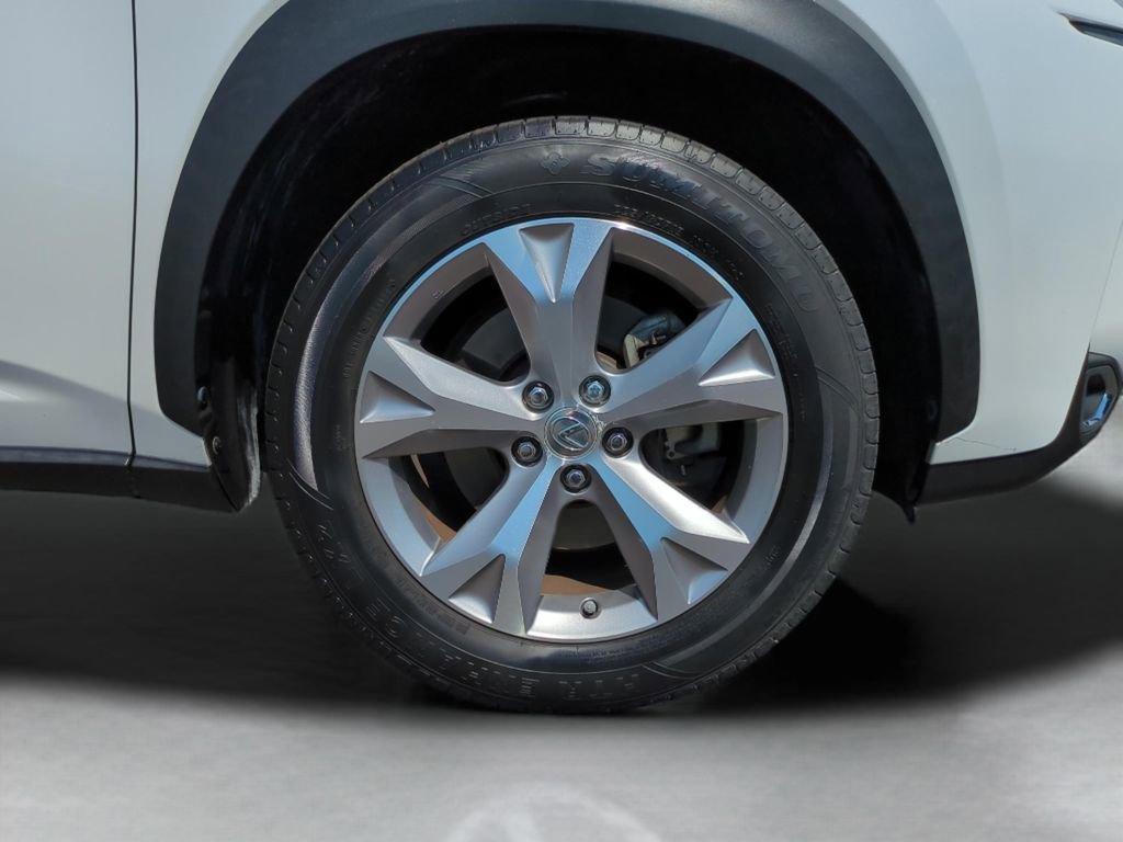 Used 2017 Lexus NX 200t FWD image 10