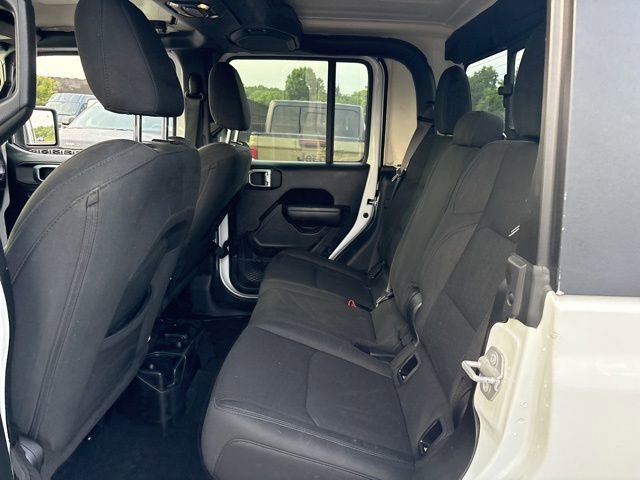 Used 2021 Jeep Gladiator Sport AWD/4WD image 15