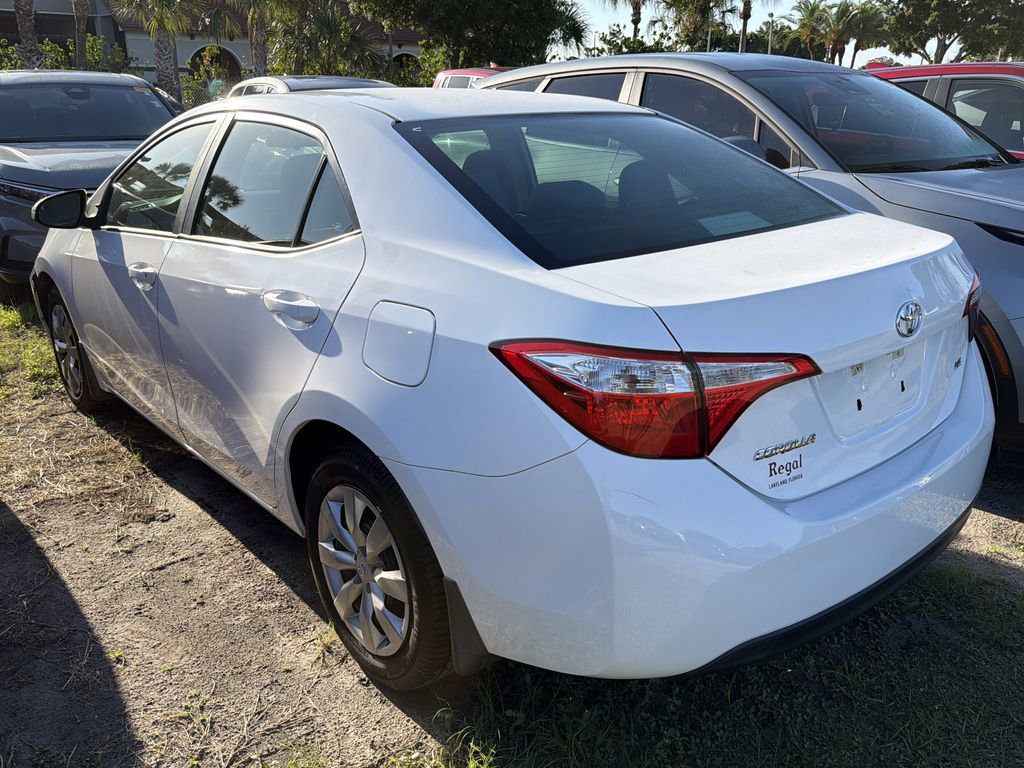 Used 2016 Toyota Corolla LE FWD image 6