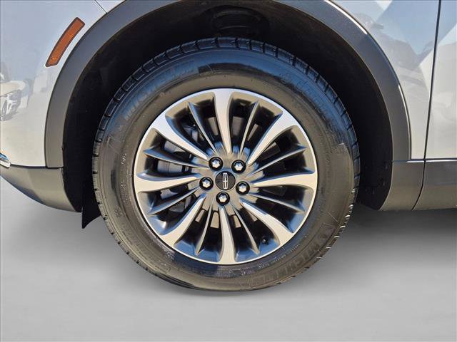 Used 2023 Lincoln Nautilus AWD image 23
