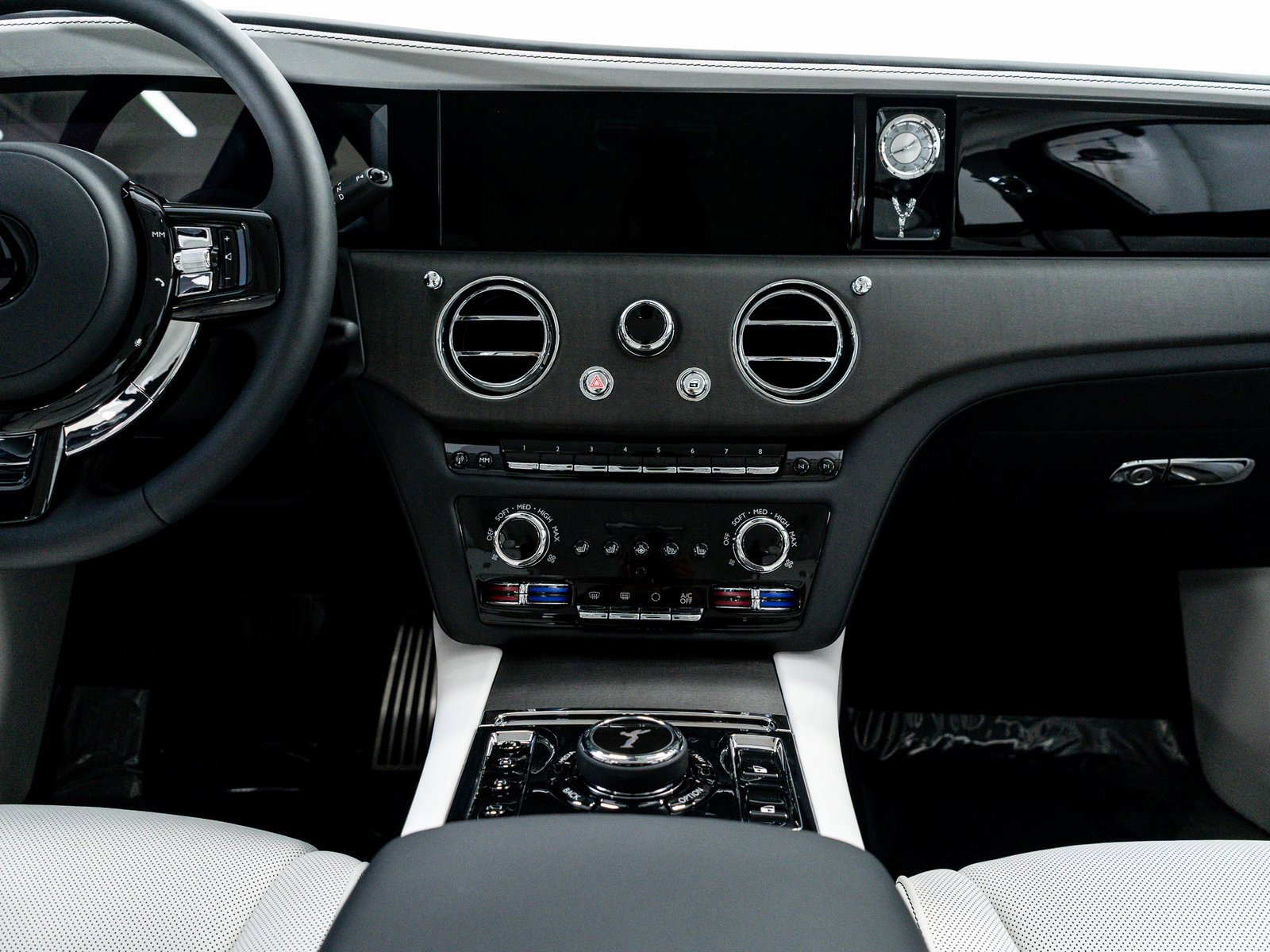 New 2025 Rolls-Royce Ghost image 38