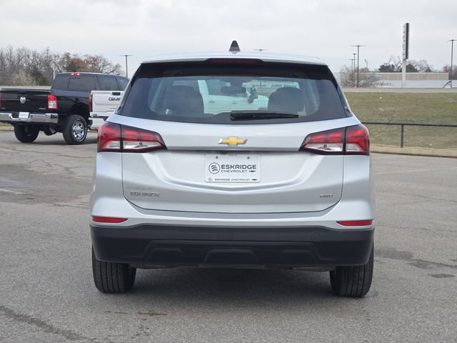 Used 2022 Chevrolet Equinox LS w/ LPO, Floor Liner Package image 6