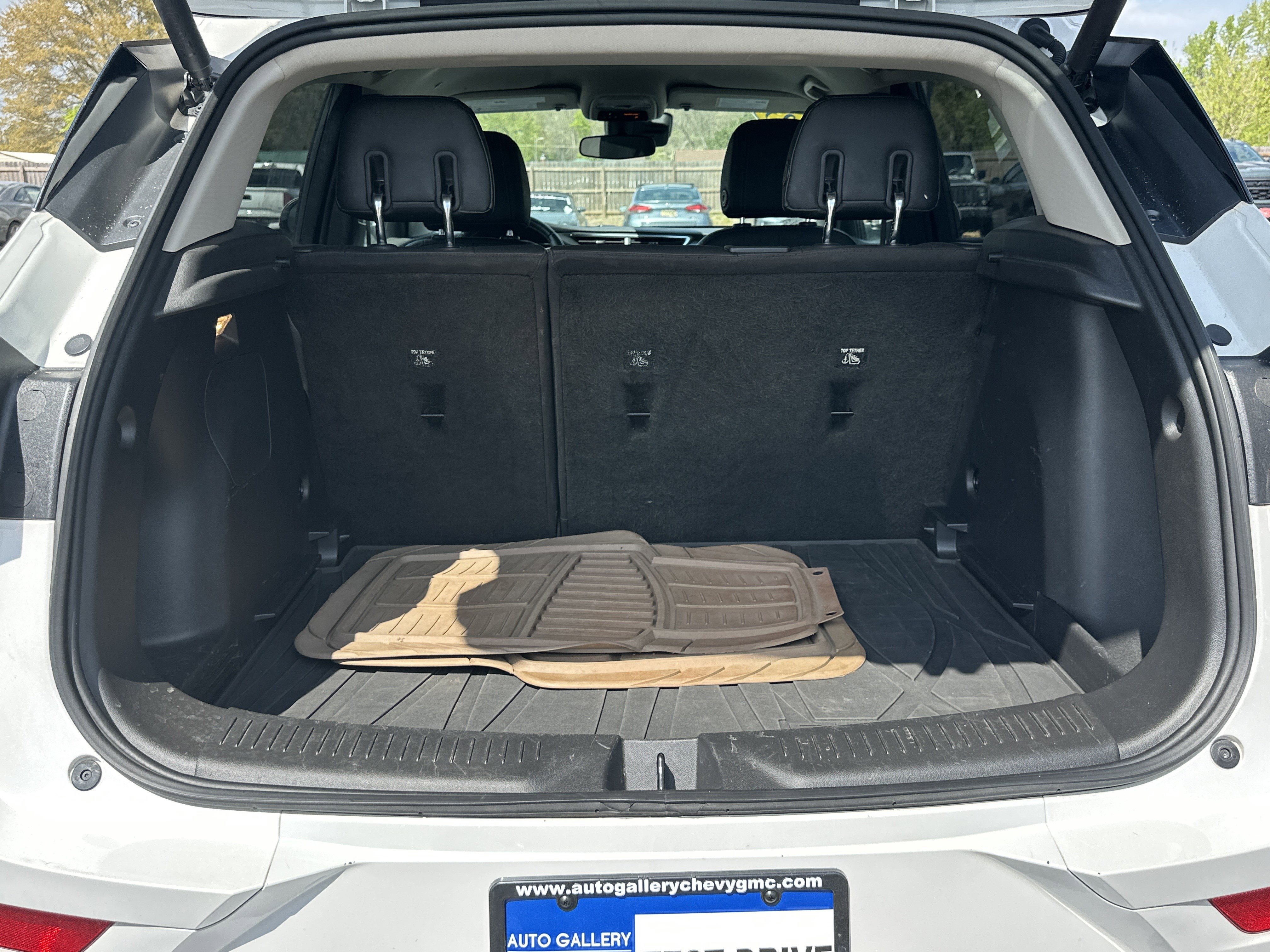 Certified 2023 Buick Encore GX Select w/ Sport Touring Package image 19