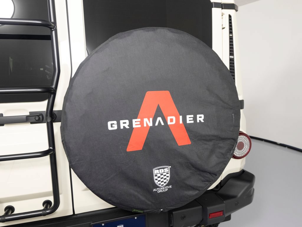 Used 2025 INEOS Grenadier Fieldmaster Edition AWD/4WD image 47